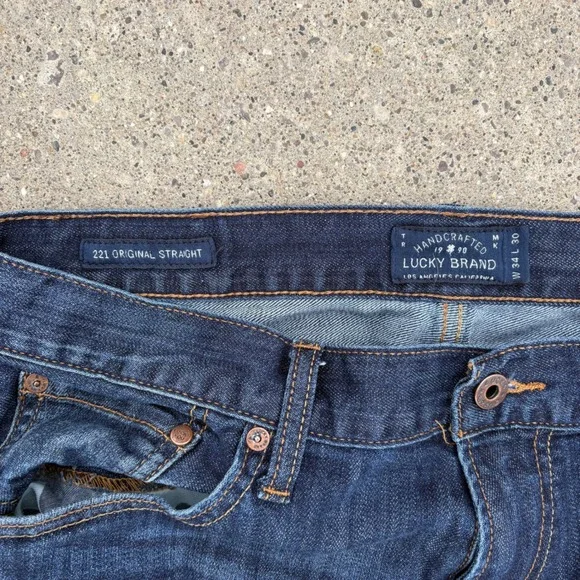Lucky Brand 221 Original Straight Jeans Mens 34x30 Dark Wash Denim - Picture 5 of 7